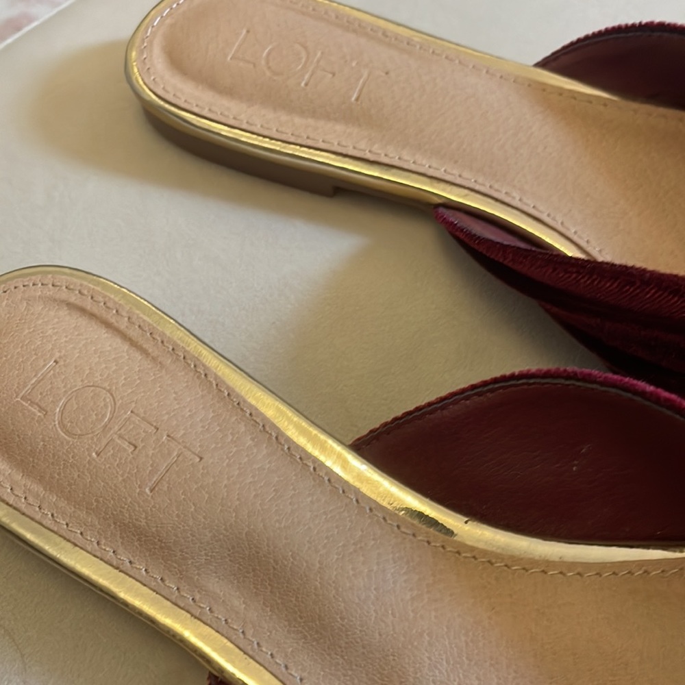 Loft mules worn no more than a handful of times, bottoms are scuffed. - Picture 2 of 3